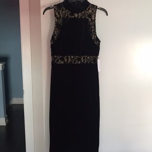 NWT bisou bisou black velvet dress size 4